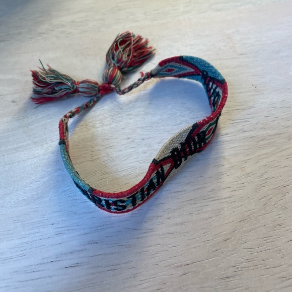Christian Dior Tassel Woven Friendship Bracelet in Red and Blue - Picture 9 of 10